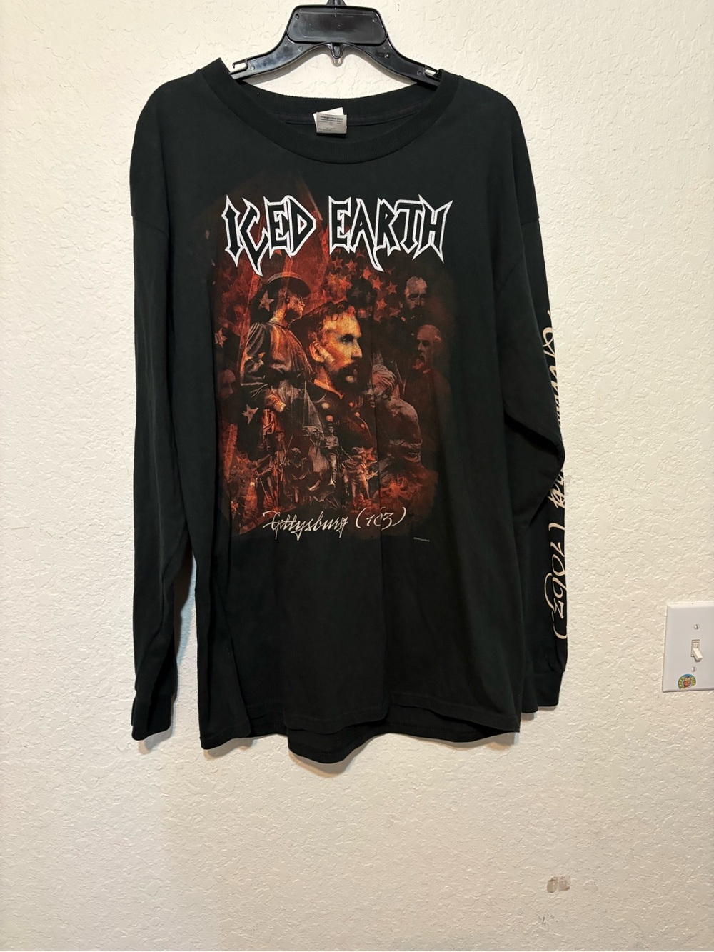 Black Long Sleeve Iced Earth Graphic Tee with Gettysburg 1863 vintage 2004 rare